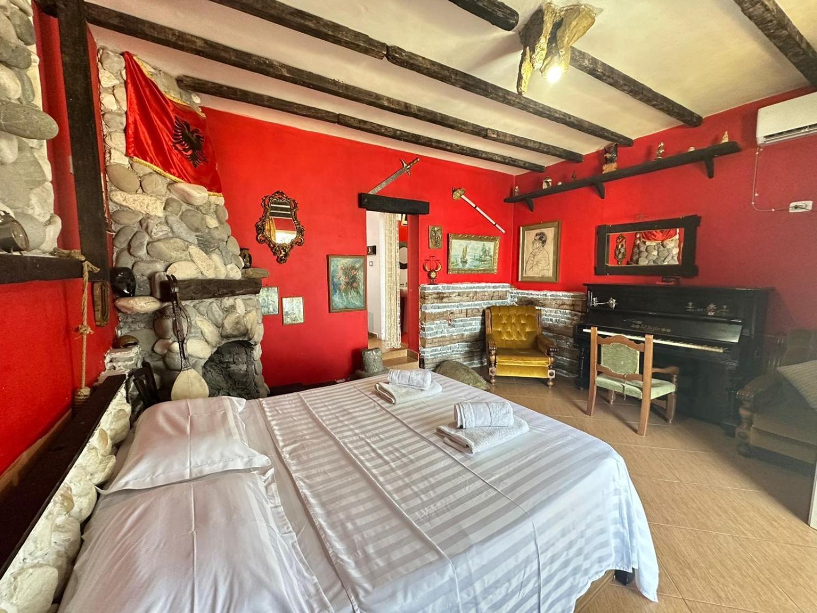 Hotel Vila "Oda E Miqve" Vlore Ngoại thất bức ảnh