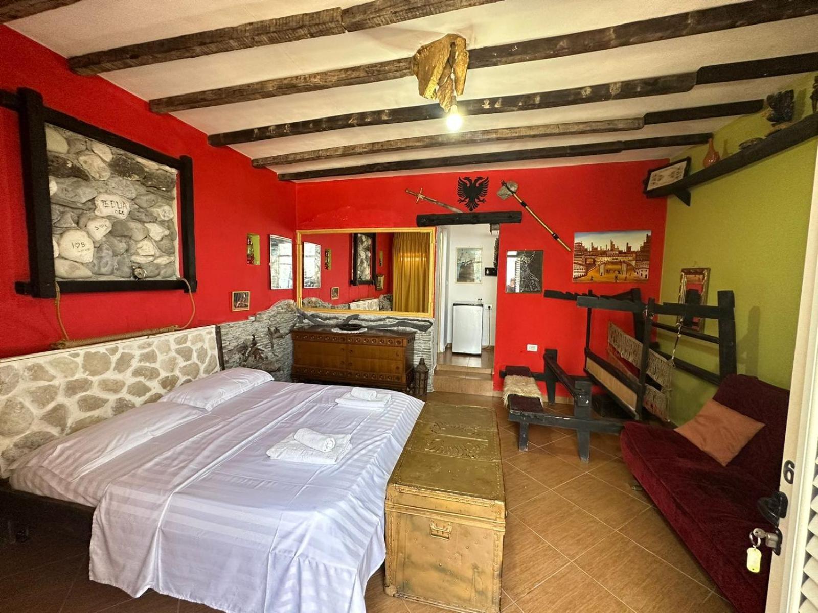 Hotel Vila "Oda E Miqve" Vlore Ngoại thất bức ảnh