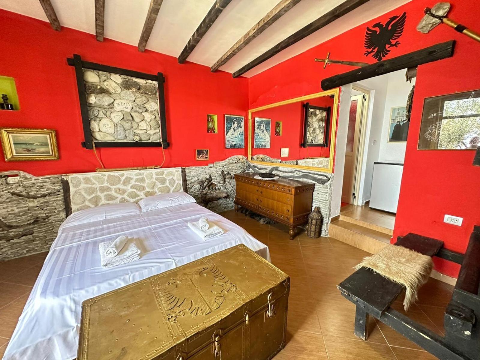 Hotel Vila "Oda E Miqve" Vlore Ngoại thất bức ảnh
