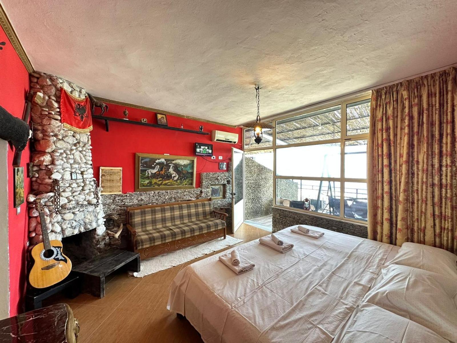 Hotel Vila "Oda E Miqve" Vlore Ngoại thất bức ảnh