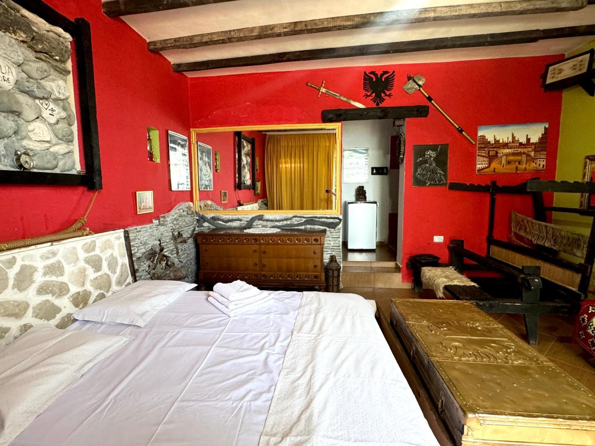 Hotel Vila "Oda E Miqve" Vlore Ngoại thất bức ảnh