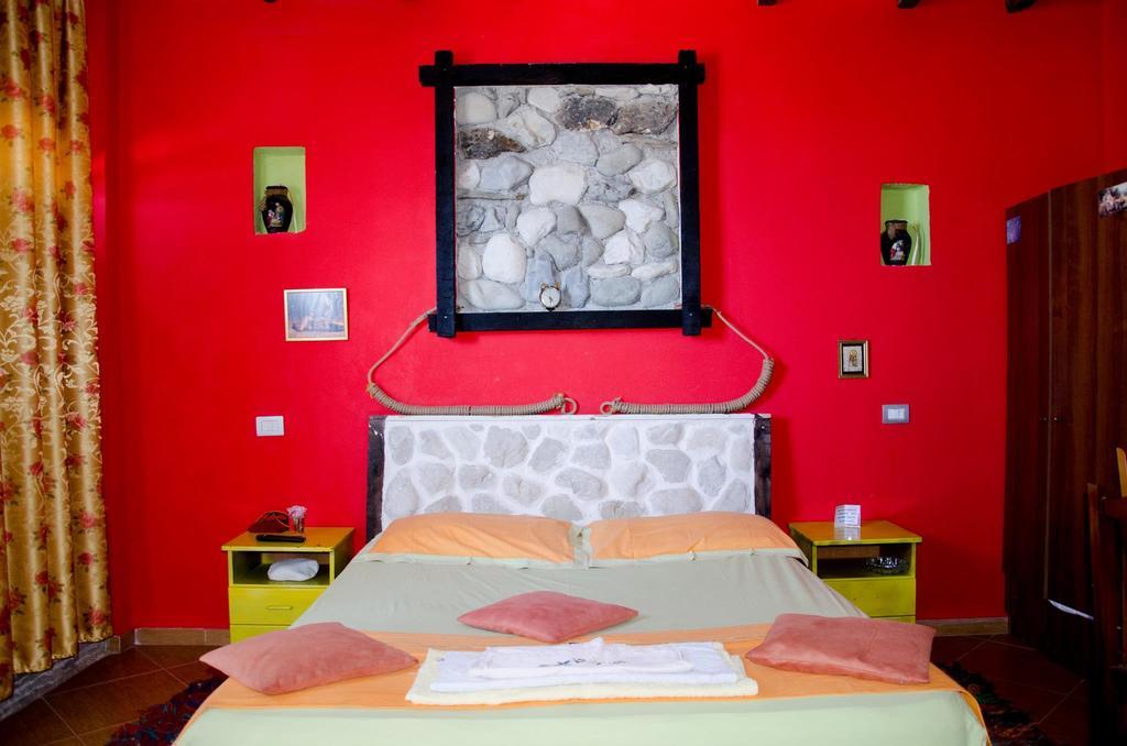 Hotel Vila "Oda E Miqve" Vlore Ngoại thất bức ảnh